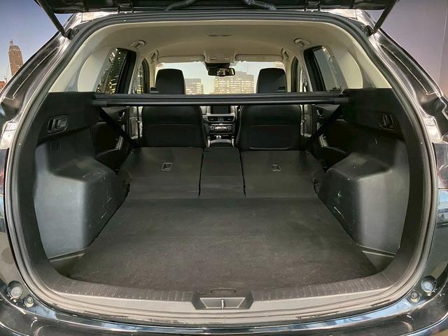 ＣＸ－５ ＸＤ　Ｌパッケージ　（禁煙車）（後期型）（メーカーＳＤナビ）（黒本革）（バック＆サイドカメラ）（レーダークルーズコントロール）（ＬＥＤヘッドライト）（パワーシート）（ＢＯＳＥスピーカー）（ＥＴＣ）（純正１９インチＡＷ）（15枚目）