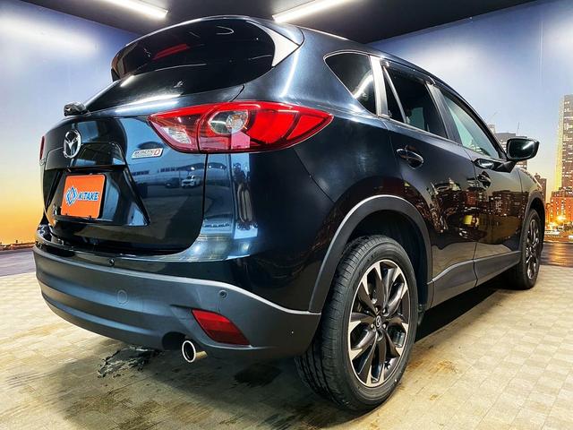 ＣＸ－５ ＸＤ　Ｌパッケージ　（禁煙車）（後期型）（メーカーＳＤナビ）（黒本革）（バック＆サイドカメラ）（レーダークルーズコントロール）（ＬＥＤヘッドライト）（パワーシート）（ＢＯＳＥスピーカー）（ＥＴＣ）（純正１９インチＡＷ）（23枚目）