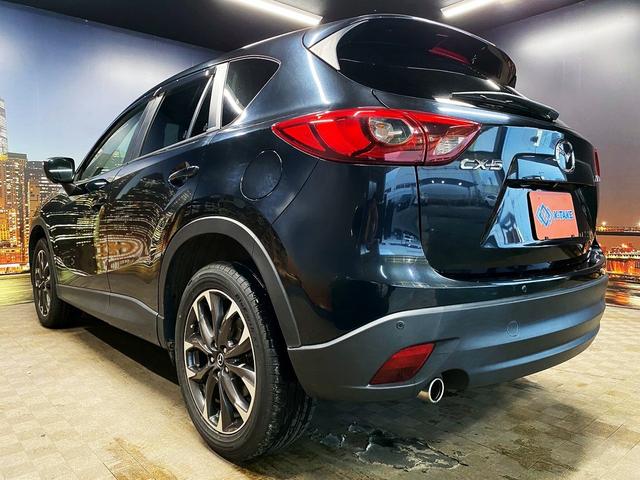 ＣＸ－５ ＸＤ　Ｌパッケージ　（禁煙車）（後期型）（メーカーＳＤナビ）（黒本革）（バック＆サイドカメラ）（レーダークルーズコントロール）（ＬＥＤヘッドライト）（パワーシート）（ＢＯＳＥスピーカー）（ＥＴＣ）（純正１９インチＡＷ）（25枚目）