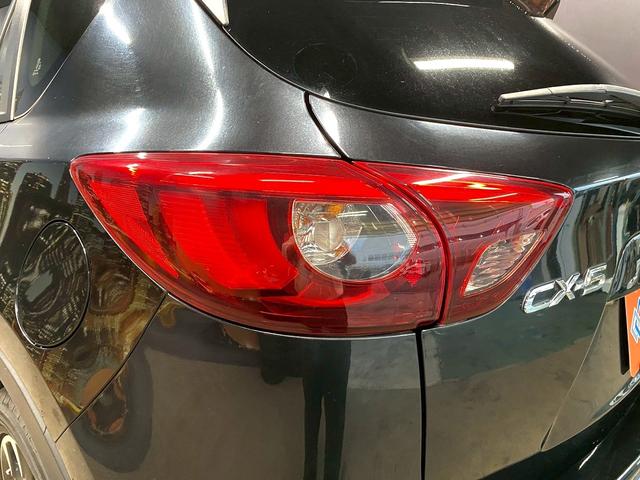 ＣＸ－５ ＸＤ　Ｌパッケージ　（禁煙車）（後期型）（メーカーＳＤナビ）（黒本革）（バック＆サイドカメラ）（レーダークルーズコントロール）（ＬＥＤヘッドライト）（パワーシート）（ＢＯＳＥスピーカー）（ＥＴＣ）（純正１９インチＡＷ）（39枚目）