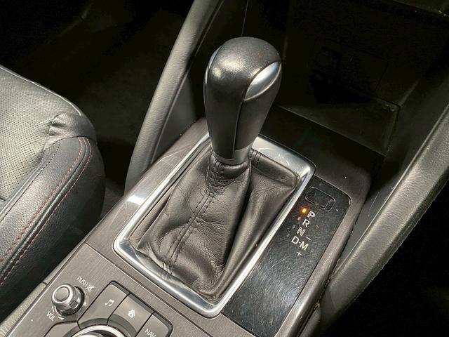 ＣＸ－５ ＸＤ　Ｌパッケージ　（禁煙車）（後期型）（メーカーＳＤナビ）（黒本革）（バック＆サイドカメラ）（レーダークルーズコントロール）（ＬＥＤヘッドライト）（パワーシート）（ＢＯＳＥスピーカー）（ＥＴＣ）（純正１９インチＡＷ）（52枚目）