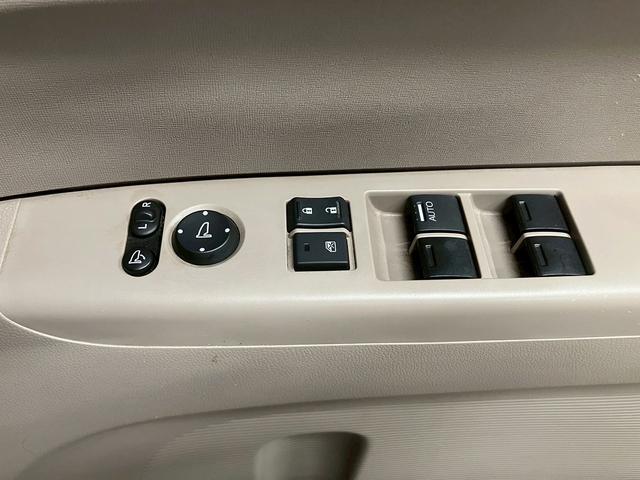 N-BOX G (禁煙車)(両側スライドドア)(カロッツェリア製SDナビ)(チップアップシート)(バックカメラ)(スマートキー&プッシュスタート)(電動格納ミラー)(ABS)(純正13インチSW)(28枚目)