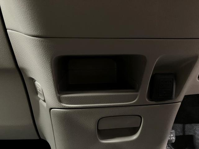 N-BOX G (禁煙車)(両側スライドドア)(カロッツェリア製SDナビ)(チップアップシート)(バックカメラ)(スマートキー&プッシュスタート)(電動格納ミラー)(ABS)(純正13インチSW)(46枚目)