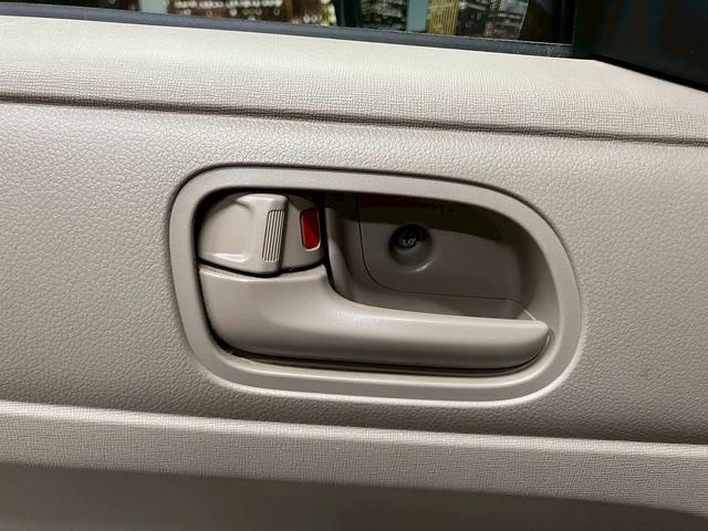 N-BOX G (禁煙車)(両側スライドドア)(カロッツェリア製SDナビ)(チップアップシート)(バックカメラ)(スマートキー&プッシュスタート)(電動格納ミラー)(ABS)(純正13インチSW)(55枚目)