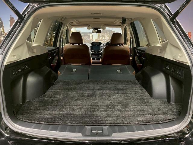 フォレスター アドバンス (禁煙車)(茶本革)(サンルーフ)(純正ナビ)(アイサイト)(フトント/サイド/バックカメラ)(クリアランスソナー)(メモリ付パワーシート)(パワーバックドア)(ETC)(純正18インチAW)(22枚目)