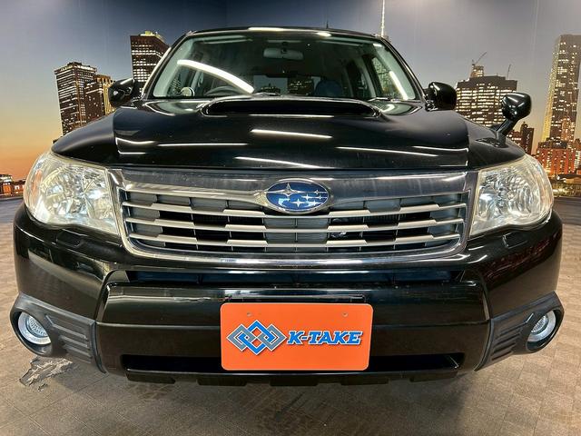 フォレスター 2.0XT (禁煙車)(5速MT)(タイミングベルト交換済み)(4WD)(クルコン)(HIDヘッドライト)(パワーシート)(フルフラット)(シートヒーター)(フロント&リアフォグランプ)(純正17インチAW)(17枚目)