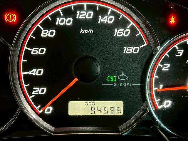 フォレスター 2.0XT (禁煙車)(5速MT)(タイミングベルト交換済み)(4WD)(クルコン)(HIDヘッドライト)(パワーシート)(フルフラット)(シートヒーター)(フロント&リアフォグランプ)(純正17インチAW)(48枚目)