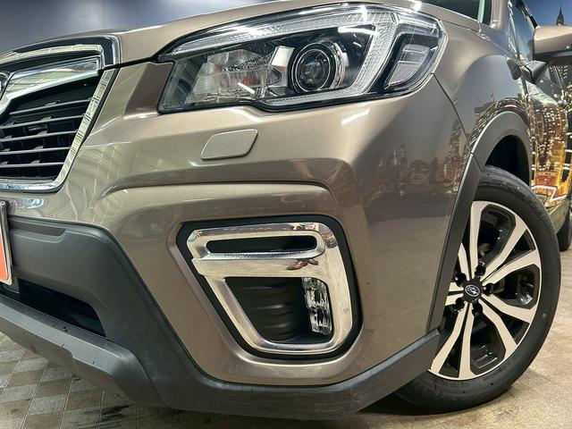 フォレスター プレミアム (禁煙車)(4WD)(半黒革)(メーカーSDナビ)(バック&サイドカメラ)(レーダークルーズコントロール)(パドルシフト)(パワーシート)(シートヒーター)(フルフラット)(純正18インチナビ)(29枚目)