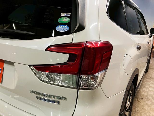 フォレスター アドバンス (禁煙車)(黒本革)(4WD)(メーカーSDナビ)(バック&サイド&フロントカメラ)(LEDヘッドライト)(ルーフレール)(シートヒーター)(ステアリングヒーター)(パワーシート)(純正18インチAW(57枚目)