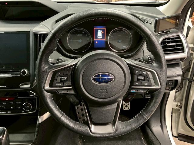 フォレスター アドバンス (禁煙車)(黒本革)(4WD)(メーカーSDナビ)(バック&サイド&フロントカメラ)(LEDヘッドライト)(ルーフレール)(シートヒーター)(ステアリングヒーター)(パワーシート)(純正18インチAW(64枚目)