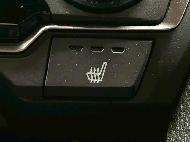 シビック ハッチバック (禁煙車)(6速MT)(黒半革)(ホンダセンシング)(純正SDナビ)(LEDヘッドライト)(フロントフォグ)(バックカメラ)(プッシュスタート&スマートキー)(パワーシート)(純正18インチAW)(10枚目)