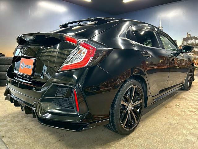 シビック ハッチバック (禁煙車)(6速MT)(黒半革)(ホンダセンシング)(純正SDナビ)(LEDヘッドライト)(フロントフォグ)(バックカメラ)(プッシュスタート&スマートキー)(パワーシート)(純正18インチAW)(20枚目)