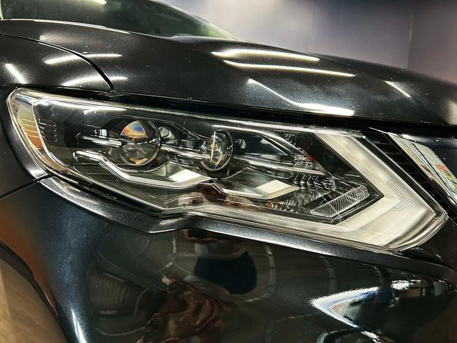 エクストレイル 20Xi (禁煙車)(4WD)(全周囲カメラ)(純正SDナビ)(LEDヘッドライト)(アイドリングストップ)(プッシュスタート&スマートキー)(デジタルインナーミラー)(フルフラット)(純正18インチAW)(20枚目)