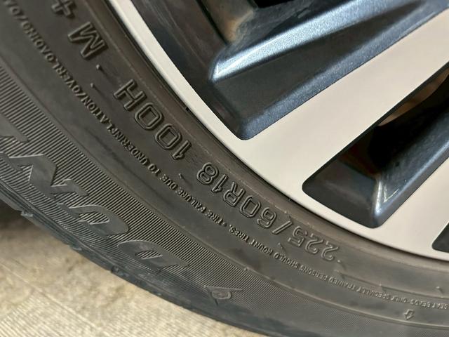 エクストレイル 20Xi (禁煙車)(4WD)(全周囲カメラ)(純正SDナビ)(LEDヘッドライト)(アイドリングストップ)(プッシュスタート&スマートキー)(デジタルインナーミラー)(フルフラット)(純正18インチAW)(30枚目)