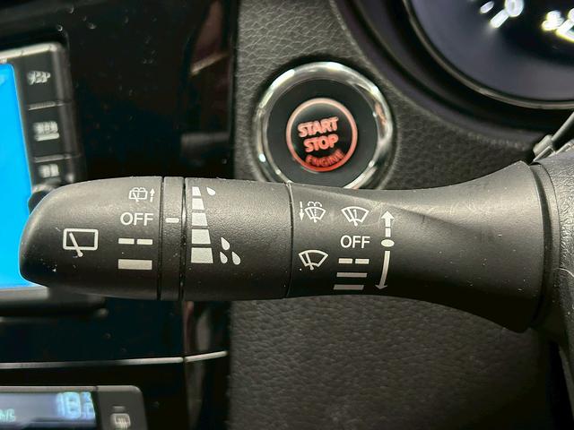 エクストレイル 20Xi (禁煙車)(4WD)(全周囲カメラ)(純正SDナビ)(LEDヘッドライト)(アイドリングストップ)(プッシュスタート&スマートキー)(デジタルインナーミラー)(フルフラット)(純正18インチAW)(40枚目)