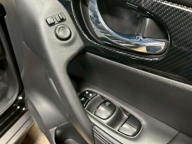 エクストレイル 20Xi (禁煙車)(4WD)(全周囲カメラ)(純正SDナビ)(LEDヘッドライト)(アイドリングストップ)(プッシュスタート&スマートキー)(デジタルインナーミラー)(フルフラット)(純正18インチAW)(58枚目)