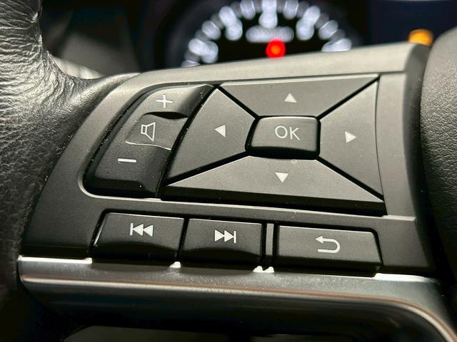 エクストレイル 20Xi (禁煙車)(4WD)(全周囲カメラ)(純正SDナビ)(LEDヘッドライト)(アイドリングストップ)(プッシュスタート&スマートキー)(デジタルインナーミラー)(フルフラット)(純正18インチAW)(62枚目)