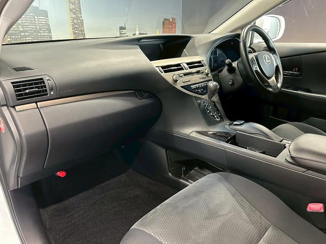 RX RX270 (禁煙車)(メーカーHDDナビ)(バック&サイドカメラ)(ヘッドライトウォッシャー)(オートライト)(LEDヘッドライト)(クリアランスソナー)(プッシュスタート&スマートキー)(純正19インチ)(43枚目)