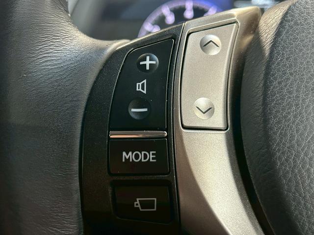 RX RX270 (禁煙車)(メーカーHDDナビ)(バック&サイドカメラ)(ヘッドライトウォッシャー)(オートライト)(LEDヘッドライト)(クリアランスソナー)(プッシュスタート&スマートキー)(純正19インチ)(51枚目)