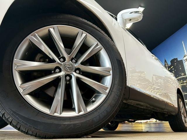 RX RX270 (禁煙車)(メーカーHDDナビ)(バック&サイドカメラ)(ヘッドライトウォッシャー)(オートライト)(LEDヘッドライト)(クリアランスソナー)(プッシュスタート&スマートキー)(純正19インチ)(62枚目)