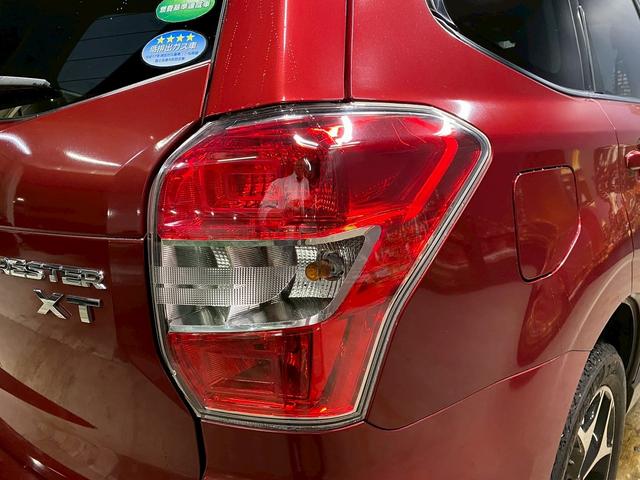 フォレスター 2.0XT アイサイト (禁煙車)(アイサイト)(黒本革)(4WD)(純正HDDナビ)(レーダークルーズ)(パドルシフト)(バックカメラ)(シートヒーター)(フォグライト)(ETC)(パワーシート)(純正18インチAW)(38枚目)