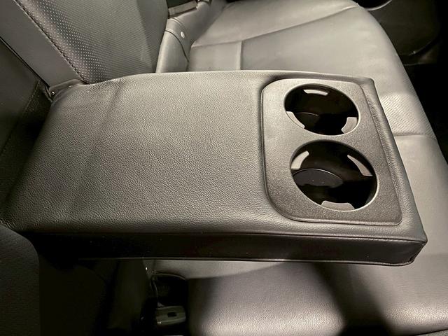 フォレスター 2.0XT アイサイト (禁煙車)(アイサイト)(黒本革)(4WD)(純正HDDナビ)(レーダークルーズ)(パドルシフト)(バックカメラ)(シートヒーター)(フォグライト)(ETC)(パワーシート)(純正18インチAW)(49枚目)