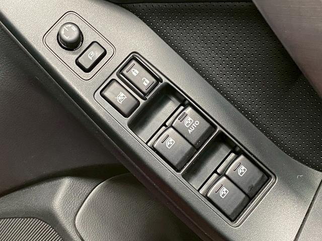 フォレスター 2.0XT アイサイト (禁煙車)(アイサイト)(黒本革)(4WD)(純正HDDナビ)(レーダークルーズ)(パドルシフト)(バックカメラ)(シートヒーター)(フォグライト)(ETC)(パワーシート)(純正18インチAW)(53枚目)