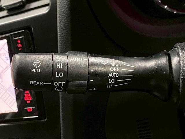 フォレスター 2.0XT アイサイト (禁煙車)(アイサイト)(黒本革)(4WD)(純正HDDナビ)(レーダークルーズ)(パドルシフト)(バックカメラ)(シートヒーター)(フォグライト)(ETC)(パワーシート)(純正18インチAW)(66枚目)