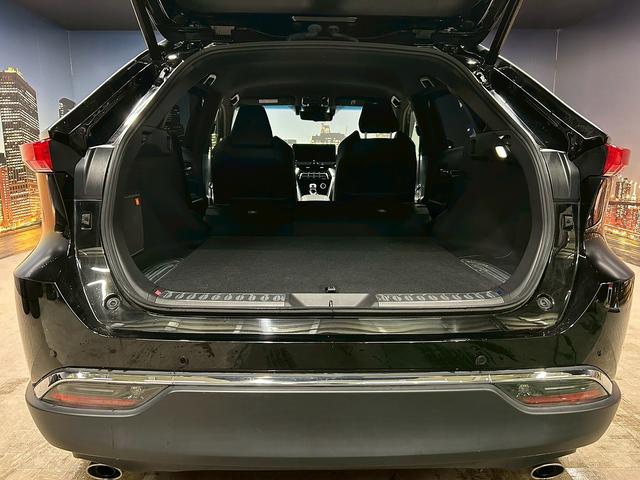 ハリアーハイブリッド Z (禁煙車)(JBLサウンド)(黒半革シート)(純正メモリーナビ)(バック&サイドカメラ)(レーダークルーズコントロール)(スマートキー)(クリアランスソナー)(パワーシート)(純正19インチAW)(16枚目)