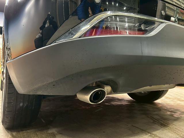 ハリアーハイブリッド Z (禁煙車)(JBLサウンド)(黒半革シート)(純正メモリーナビ)(バック&サイドカメラ)(レーダークルーズコントロール)(スマートキー)(クリアランスソナー)(パワーシート)(純正19インチAW)(35枚目)