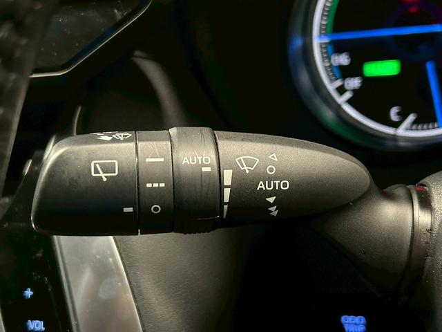 ハリアーハイブリッド Z (禁煙車)(JBLサウンド)(黒半革シート)(純正メモリーナビ)(バック&サイドカメラ)(レーダークルーズコントロール)(スマートキー)(クリアランスソナー)(パワーシート)(純正19インチAW)(42枚目)