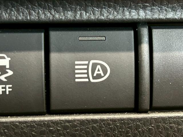 ハリアーハイブリッド Ｚ　（禁煙車）（全周囲カメラ）（黒半革）（メーカーメモリナビ）（レーダークルーズ）（ＬＥＤヘッドライト）（プッシュスタート＆スマートキー）（オートライト）（クリアランスソナー）（ＥＴＣ）（純正１９インチ）（9枚目）