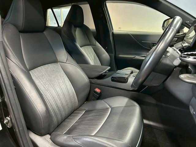 ハリアーハイブリッド Ｚ　（禁煙車）（全周囲カメラ）（黒半革）（メーカーメモリナビ）（レーダークルーズ）（ＬＥＤヘッドライト）（プッシュスタート＆スマートキー）（オートライト）（クリアランスソナー）（ＥＴＣ）（純正１９インチ）（17枚目）