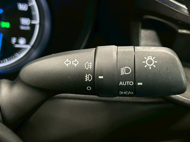 ハリアーハイブリッド Ｚ　（禁煙車）（全周囲カメラ）（黒半革）（メーカーメモリナビ）（レーダークルーズ）（ＬＥＤヘッドライト）（プッシュスタート＆スマートキー）（オートライト）（クリアランスソナー）（ＥＴＣ）（純正１９インチ）（32枚目）