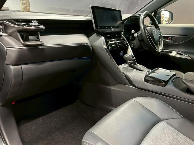 ハリアーハイブリッド Ｚ　（禁煙車）（全周囲カメラ）（黒半革）（メーカーメモリナビ）（レーダークルーズ）（ＬＥＤヘッドライト）（プッシュスタート＆スマートキー）（オートライト）（クリアランスソナー）（ＥＴＣ）（純正１９インチ）（40枚目）