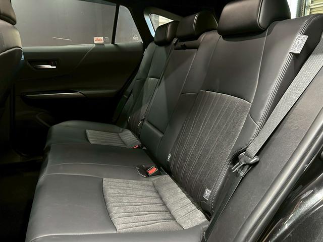 ハリアーハイブリッド Ｚ　（禁煙車）（全周囲カメラ）（黒半革）（メーカーメモリナビ）（レーダークルーズ）（ＬＥＤヘッドライト）（プッシュスタート＆スマートキー）（オートライト）（クリアランスソナー）（ＥＴＣ）（純正１９インチ）（42枚目）