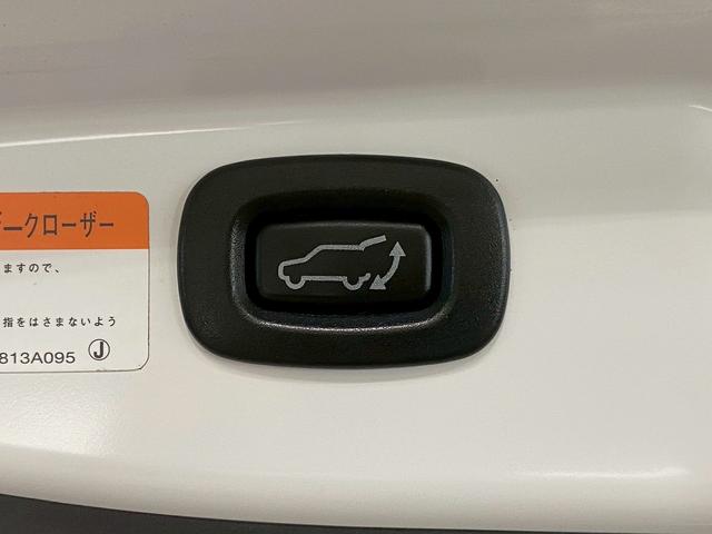 アウトランダーPHEV Gナビパッケージ (禁煙車)(4WD)(純正SDナビ)(全周囲カメラ)(黒半革)(レーダークルーズ)(LEDヘッドライト)(クリアランスソナー)(パワーシート)(シートヒーター)(パドルシフト)(純正18インチAW)(14枚目)