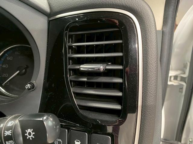 アウトランダーPHEV Gナビパッケージ (禁煙車)(4WD)(純正SDナビ)(全周囲カメラ)(黒半革)(レーダークルーズ)(LEDヘッドライト)(クリアランスソナー)(パワーシート)(シートヒーター)(パドルシフト)(純正18インチAW)(45枚目)