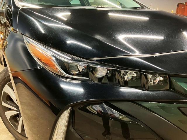 プリウスPHV Sナビパッケージ (禁煙車)(1オーナー)(後期型)(純正11.6インチナビ)(全周囲カメラ)(レーダークルーズ)(パーキングサポート)(プリクラッシュ)(クリアランスソナー)(ETC2.0)(純正18インチAW)(14枚目)