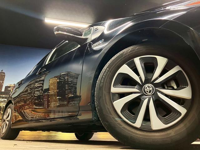 プリウスPHV Sナビパッケージ (禁煙車)(1オーナー)(後期型)(純正11.6インチナビ)(全周囲カメラ)(レーダークルーズ)(パーキングサポート)(プリクラッシュ)(クリアランスソナー)(ETC2.0)(純正18インチAW)(15枚目)