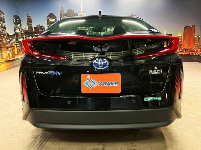 プリウスPHV Sナビパッケージ (禁煙車)(1オーナー)(後期型)(純正11.6インチナビ)(全周囲カメラ)(レーダークルーズ)(パーキングサポート)(プリクラッシュ)(クリアランスソナー)(ETC2.0)(純正18インチAW)(20枚目)