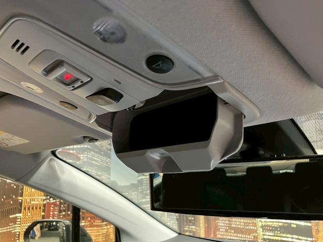 プリウスPHV Sナビパッケージ (禁煙車)(1オーナー)(後期型)(純正11.6インチナビ)(全周囲カメラ)(レーダークルーズ)(パーキングサポート)(プリクラッシュ)(クリアランスソナー)(ETC2.0)(純正18インチAW)(24枚目)