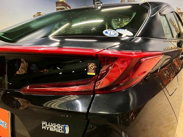 プリウスPHV Sナビパッケージ (禁煙車)(1オーナー)(後期型)(純正11.6インチナビ)(全周囲カメラ)(レーダークルーズ)(パーキングサポート)(プリクラッシュ)(クリアランスソナー)(ETC2.0)(純正18インチAW)(38枚目)