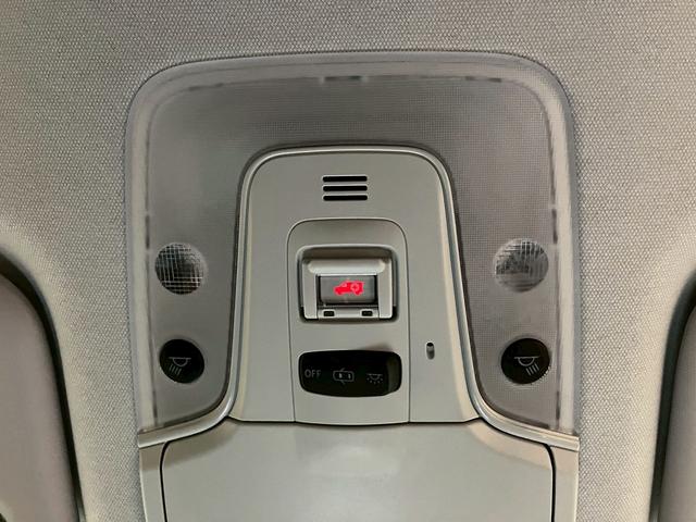 プリウスPHV Sナビパッケージ (禁煙車)(1オーナー)(後期型)(純正11.6インチナビ)(全周囲カメラ)(レーダークルーズ)(パーキングサポート)(プリクラッシュ)(クリアランスソナー)(ETC2.0)(純正18インチAW)(39枚目)