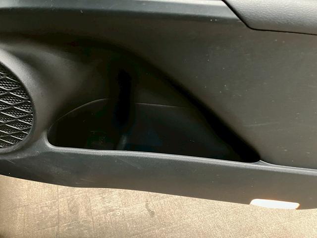 プリウスPHV Sナビパッケージ (禁煙車)(1オーナー)(後期型)(純正11.6インチナビ)(全周囲カメラ)(レーダークルーズ)(パーキングサポート)(プリクラッシュ)(クリアランスソナー)(ETC2.0)(純正18インチAW)(45枚目)