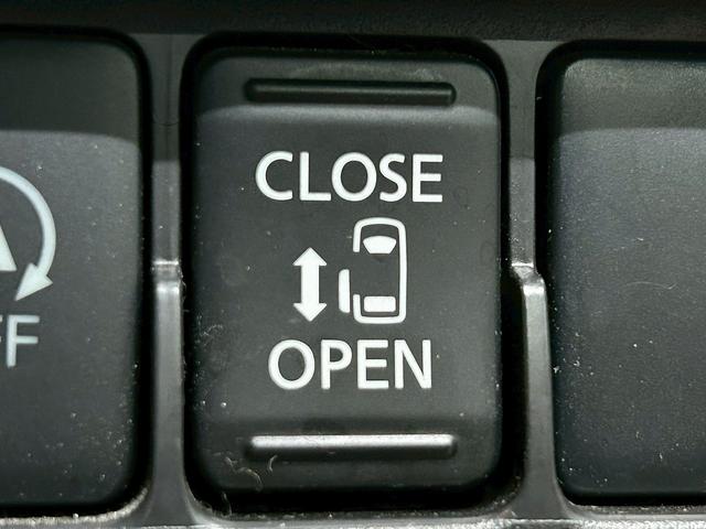 デイズルークス X Vセレクション+セーフティII (禁煙車)(ワンオーナー)(パワースライドドア)(純正SDナビ)(アラウンドビューモニター)(プッシュスタート&スマートキー)(アイドリングストップ)(フルセグ)(CD&Bluetooth再生可)(8枚目)