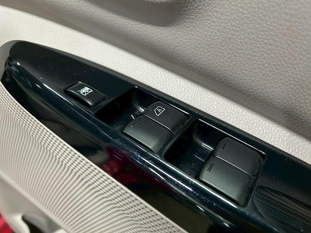 デイズルークス X Vセレクション+セーフティII (禁煙車)(ワンオーナー)(パワースライドドア)(純正SDナビ)(アラウンドビューモニター)(プッシュスタート&スマートキー)(アイドリングストップ)(フルセグ)(CD&Bluetooth再生可)(33枚目)