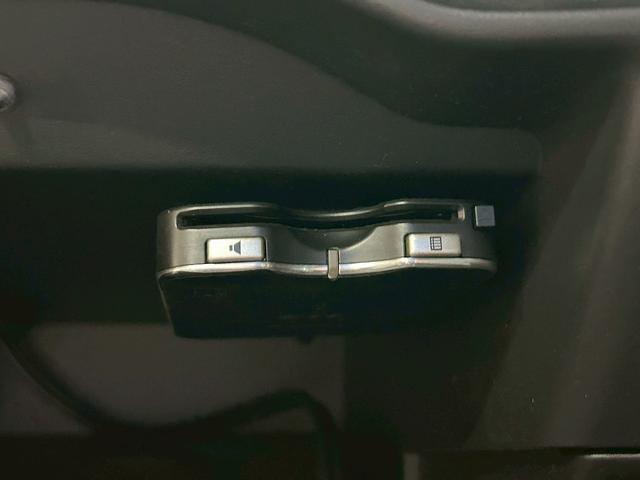 ノート X DIG-S (禁煙車)(純正SDナビ)(バックカメラ)(HIDヘッドライト)(アイドリングストップ)(スマートキー&プッシュスタート)(フルセグTV)(スペアタイヤ)(ETC)(社外14インチAW)(9枚目)