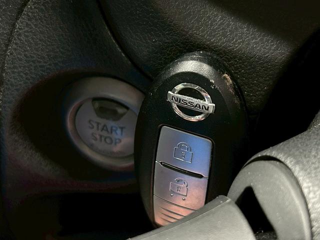 ノート X DIG-S (禁煙車)(純正SDナビ)(バックカメラ)(HIDヘッドライト)(アイドリングストップ)(スマートキー&プッシュスタート)(フルセグTV)(スペアタイヤ)(ETC)(社外14インチAW)(10枚目)