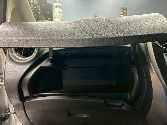 ノート X DIG-S (禁煙車)(純正SDナビ)(バックカメラ)(HIDヘッドライト)(アイドリングストップ)(スマートキー&プッシュスタート)(フルセグTV)(スペアタイヤ)(ETC)(社外14インチAW)(37枚目)